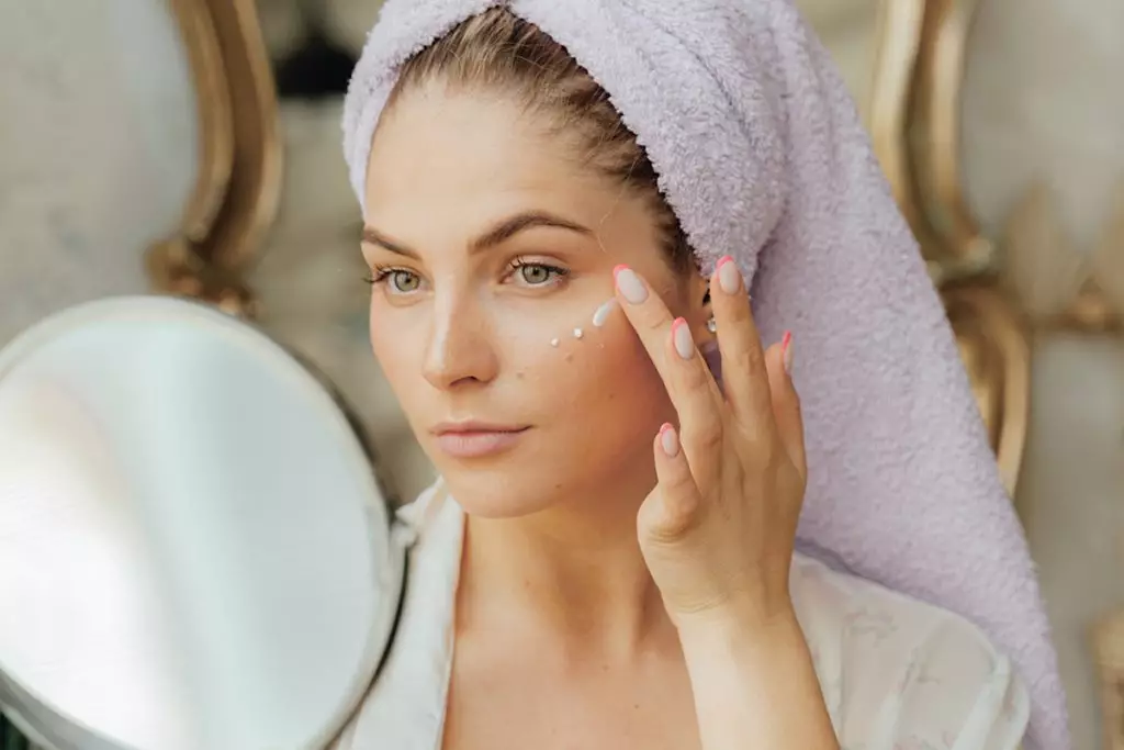 촉촉한 피부를 위한 기초 관리 가이드